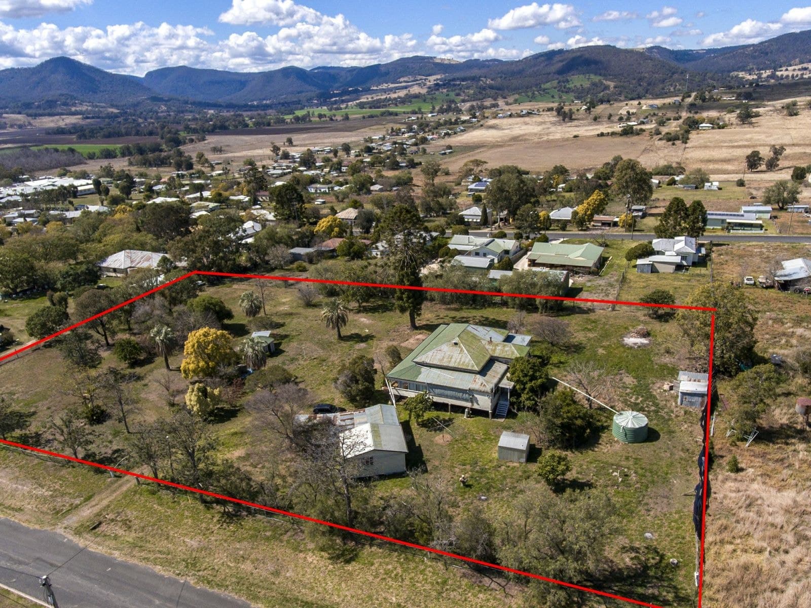 23 Poinsettia Street, Killarney - Thumbnail 4
