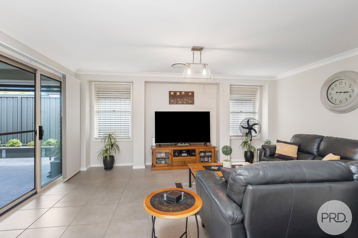 14 Curlew Cove, SALAMANDER BAY NSW 2317, Salamander Bay - Thumbnail 2