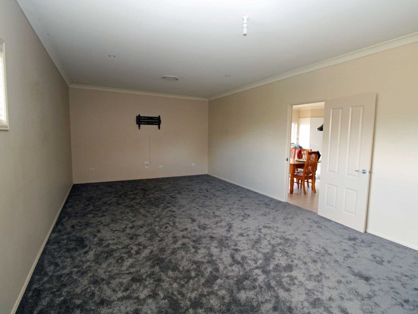 13 Batterham Street, Warwick - Thumbnail 6
