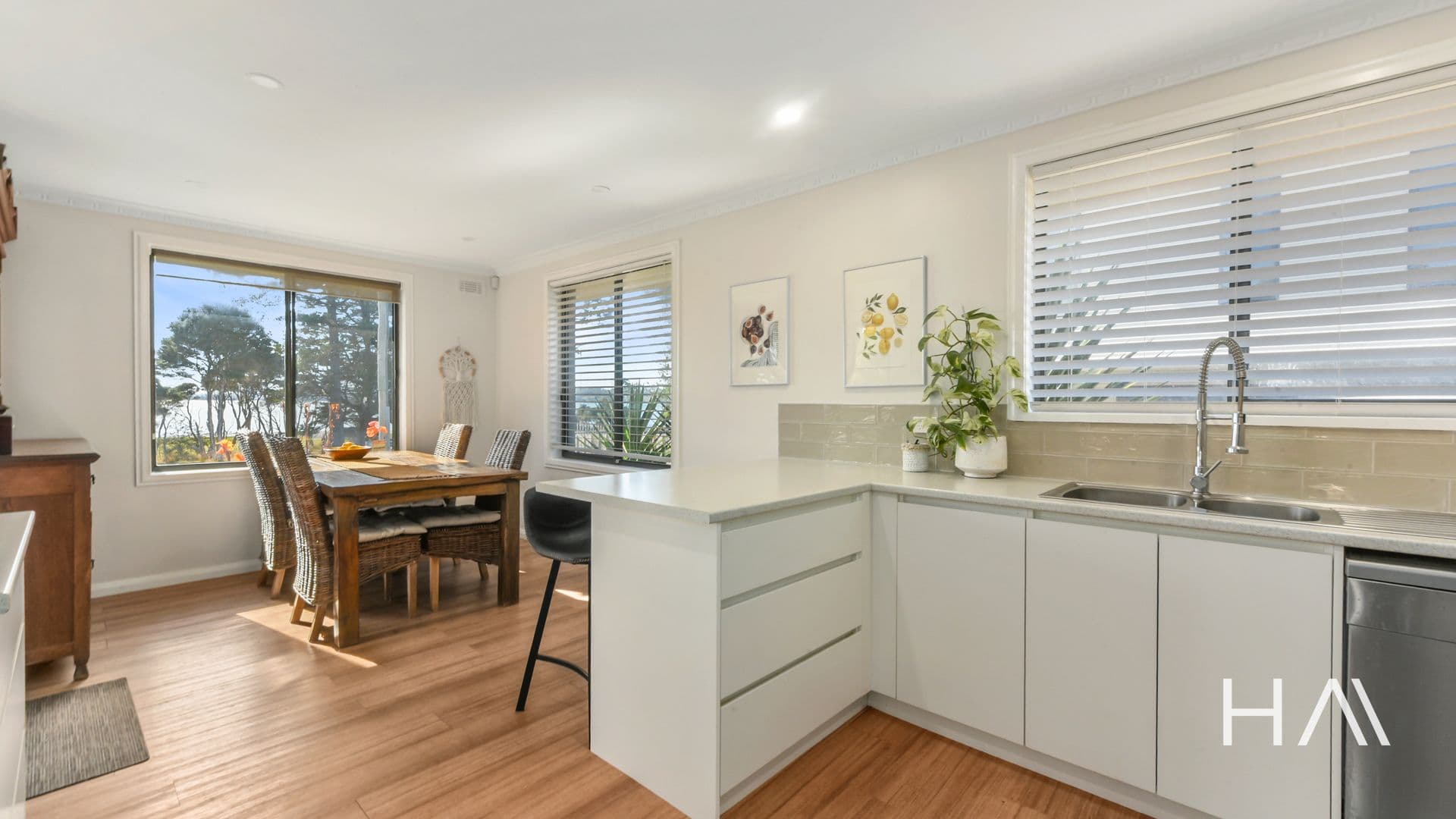 910 Windermere Road Swan Bay, Swan Bay - Thumbnail 7