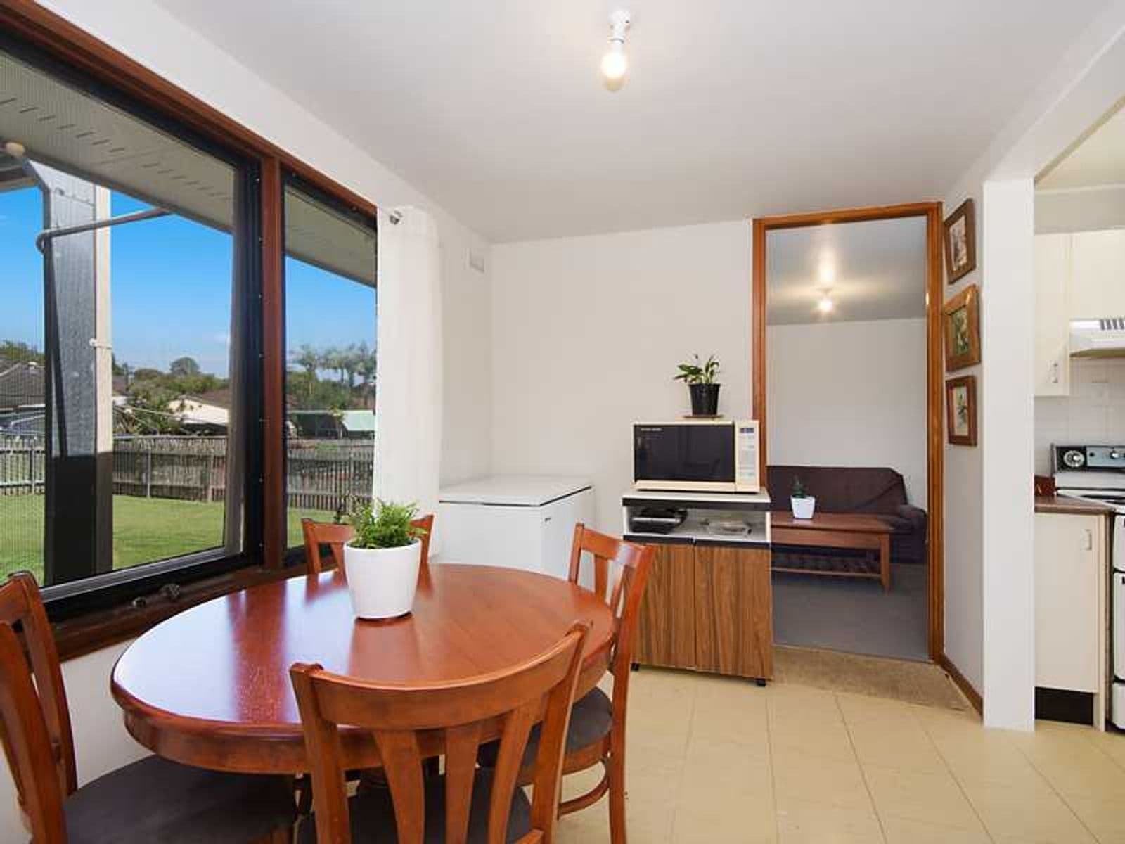 13 Oak Avenue, Casino - Thumbnail 7