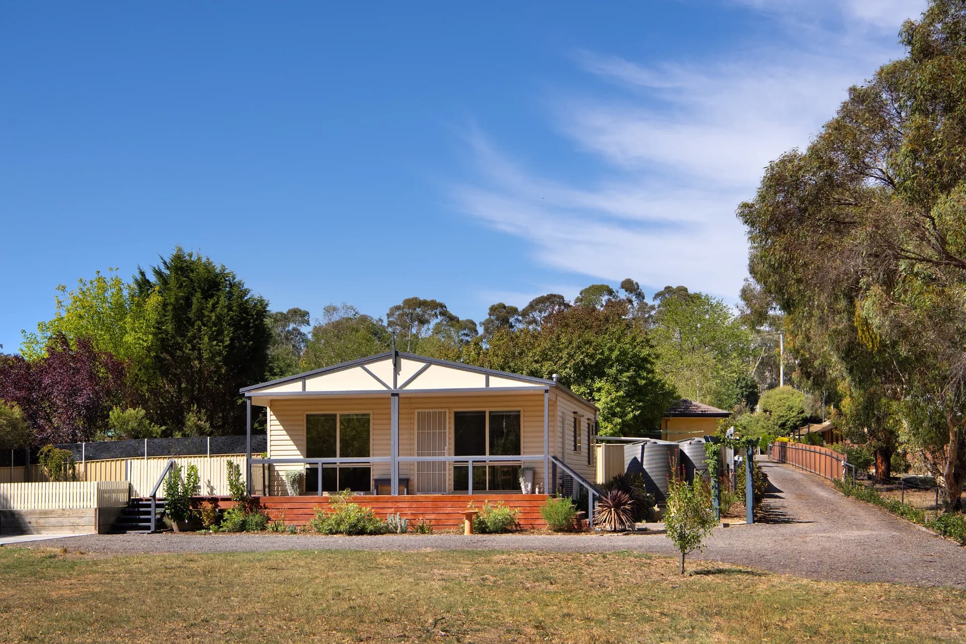 11a Eleanor  Drive, Campbells Creek - Thumbnail 2
