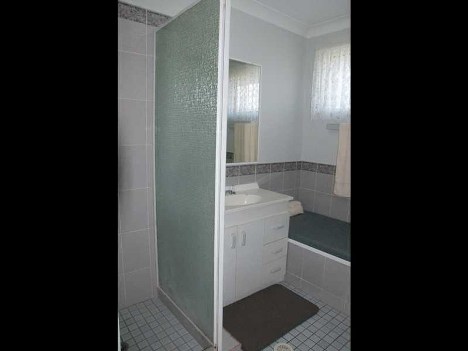 11-10 Farley Street, Casino - Thumbnail 8