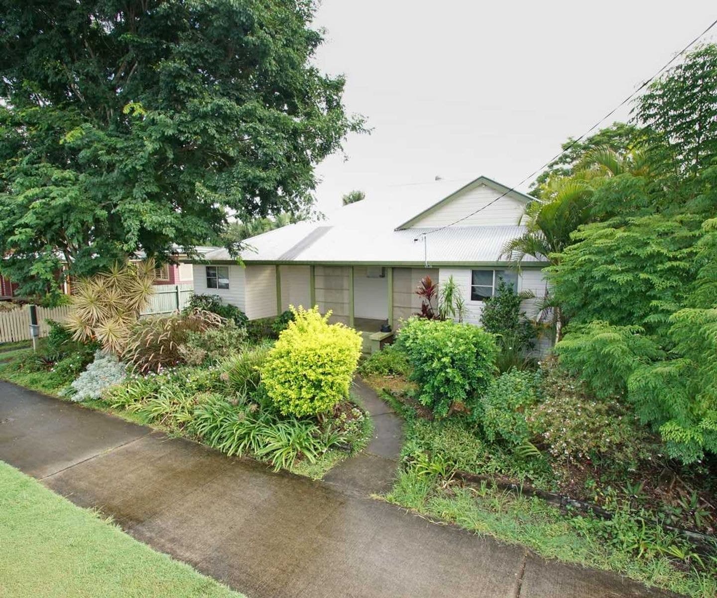 56 Lennox Street - SOUTH, Casino - Thumbnail 5
