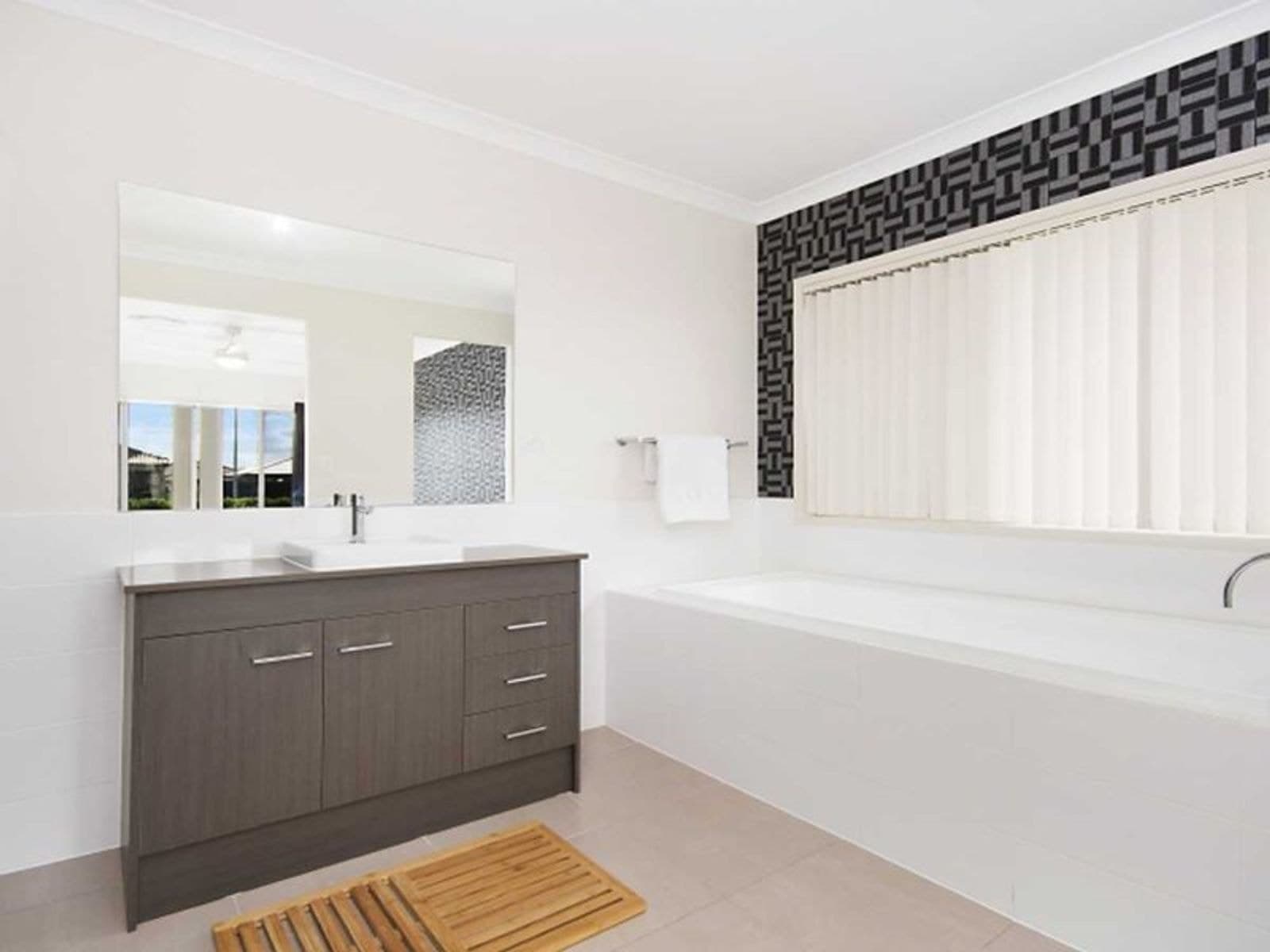9 Marsh Place, Casino - Thumbnail 8