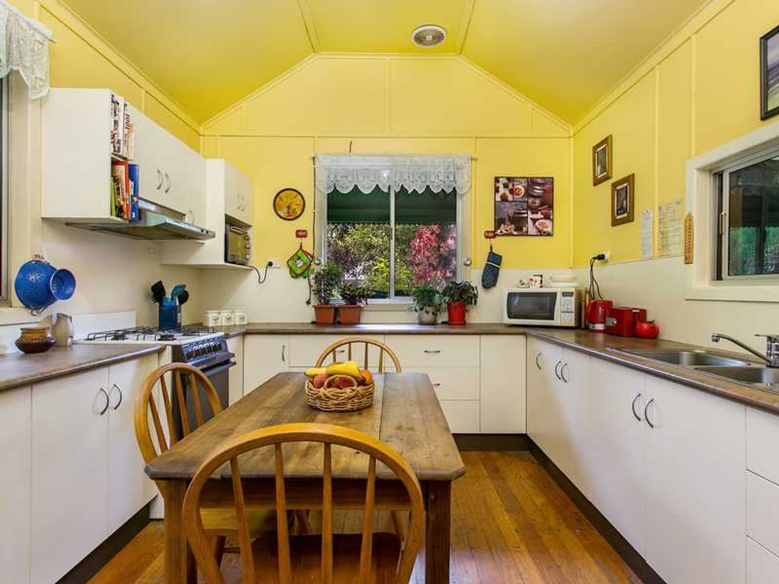 91 Lockton Road, Bexhill - Thumbnail 6