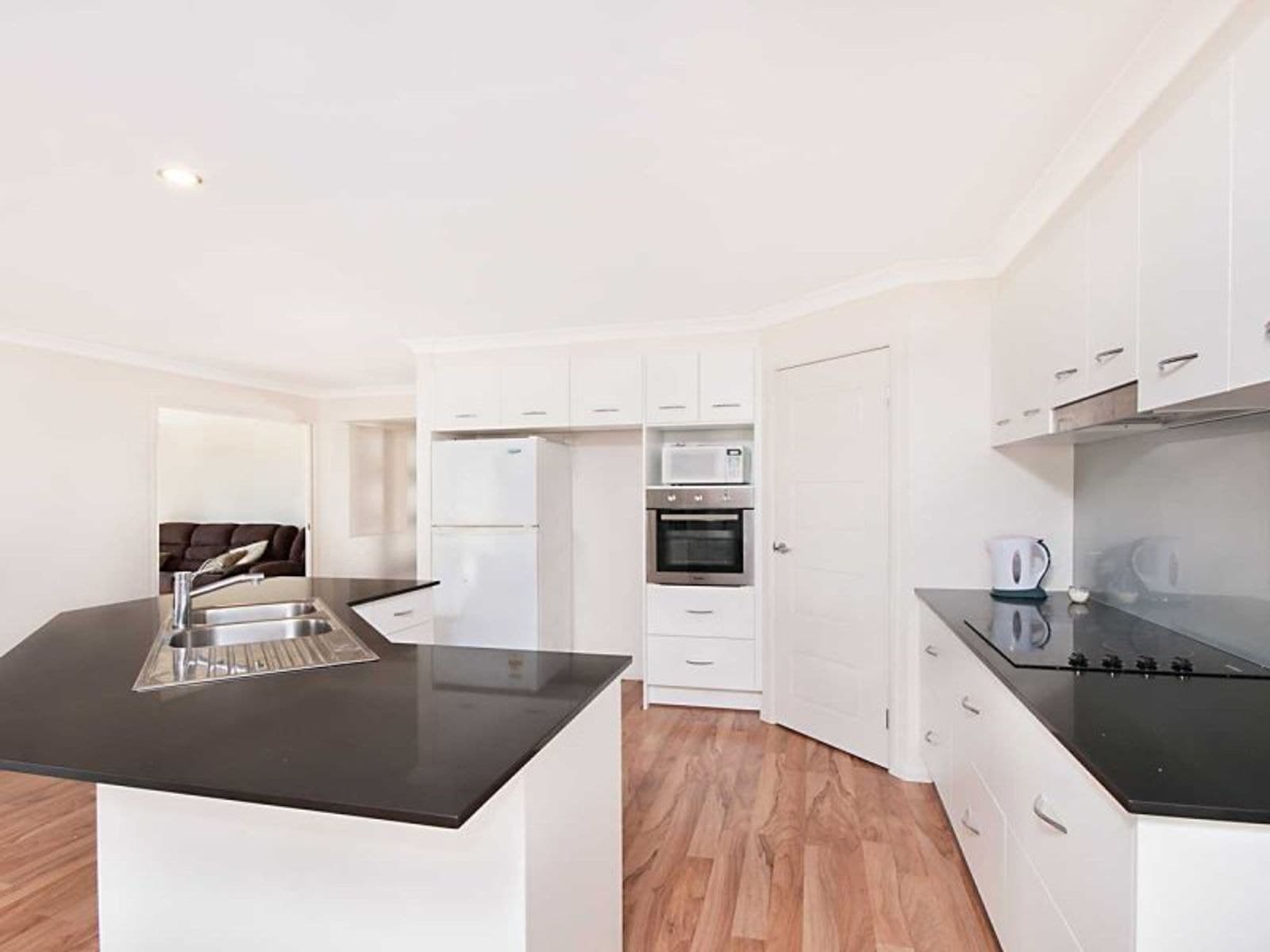 16 Flatley Place, Casino - Thumbnail 7