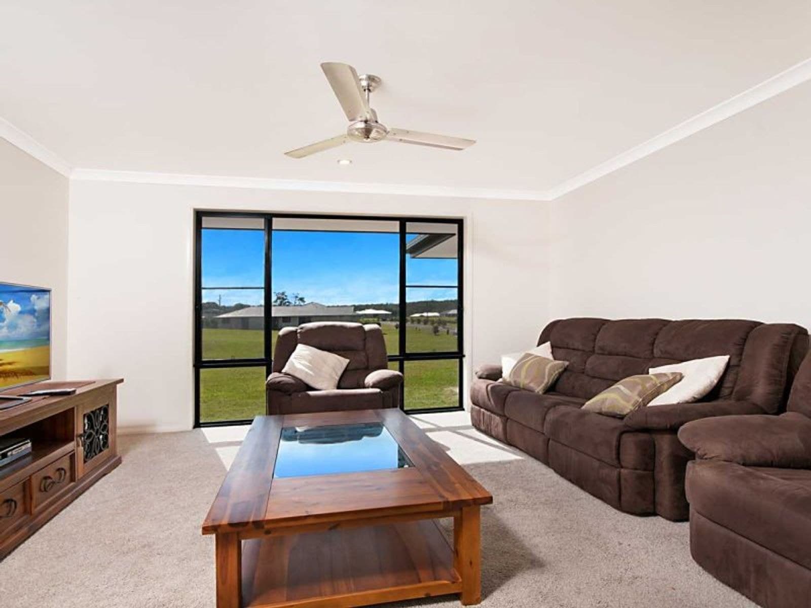 16 Flatley Place, Casino - Thumbnail 8