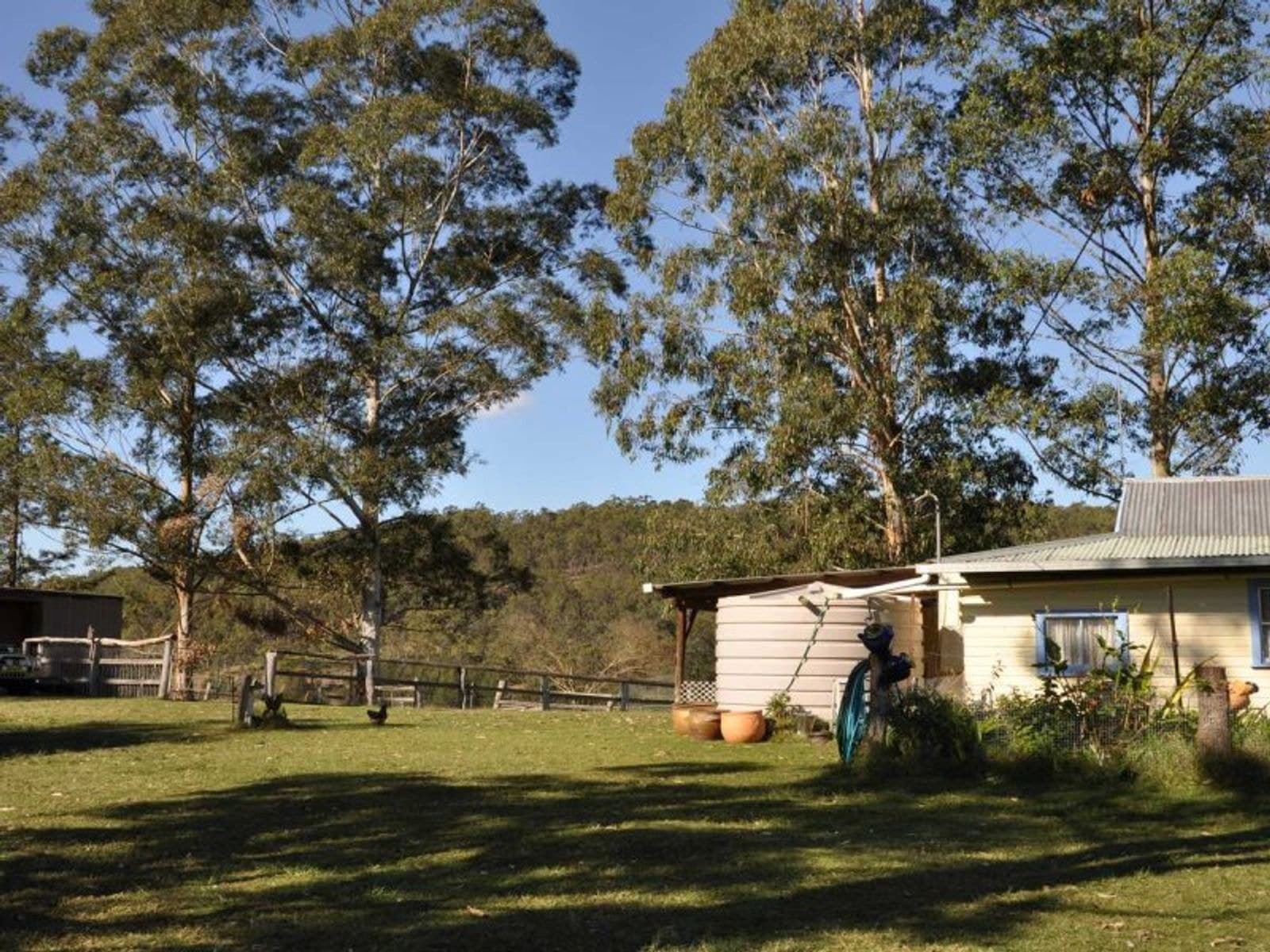 6 Hiscockes Rd, Theresa Creek - Thumbnail 5