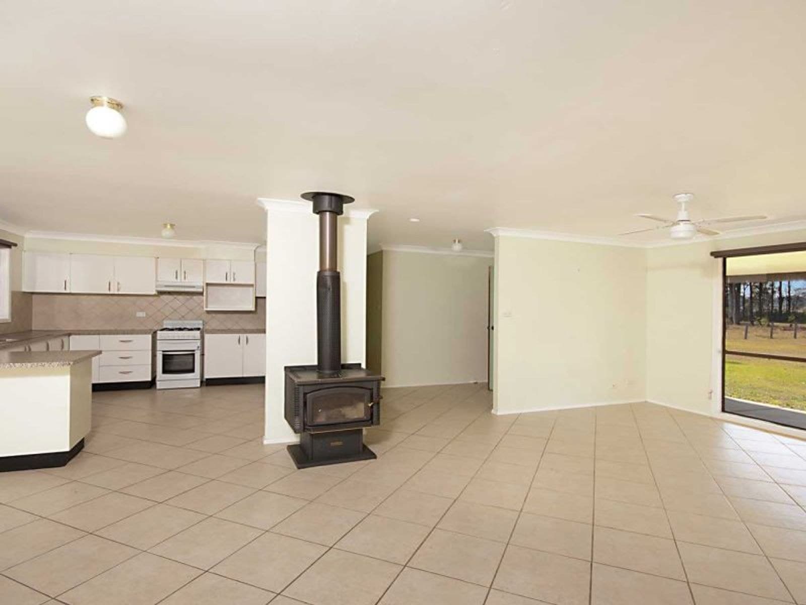 890 Tatham-Ellangown Rd, Casino - Thumbnail 8