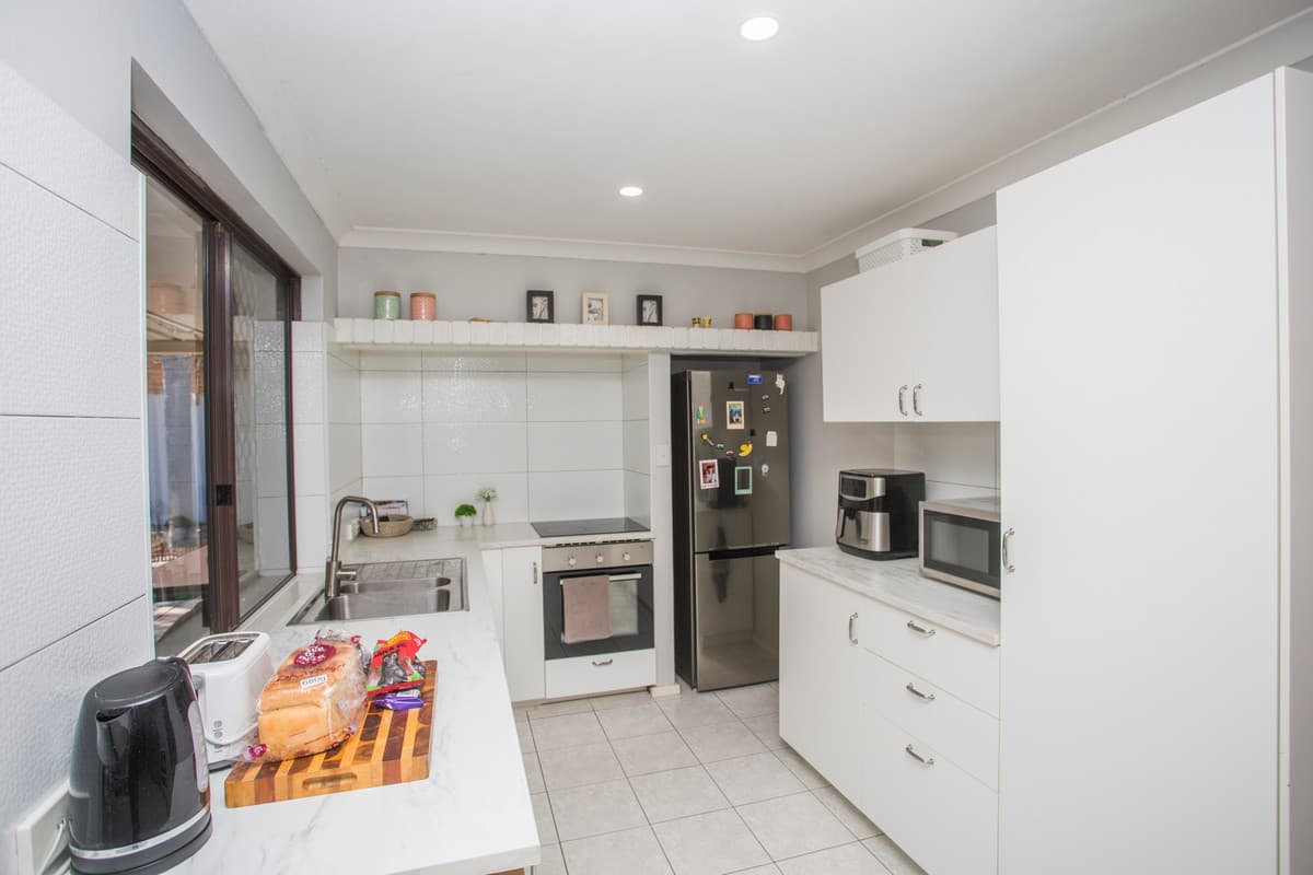 34 Wallawa Street, Wanneroo, WA, Wanneroo - Thumbnail 2