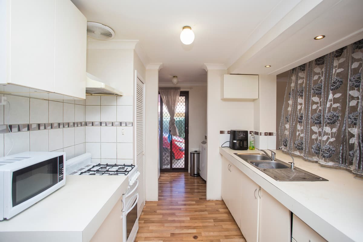 21 Cunningham Loop, Mirrabooka, WA, Mirrabooka - Thumbnail 3