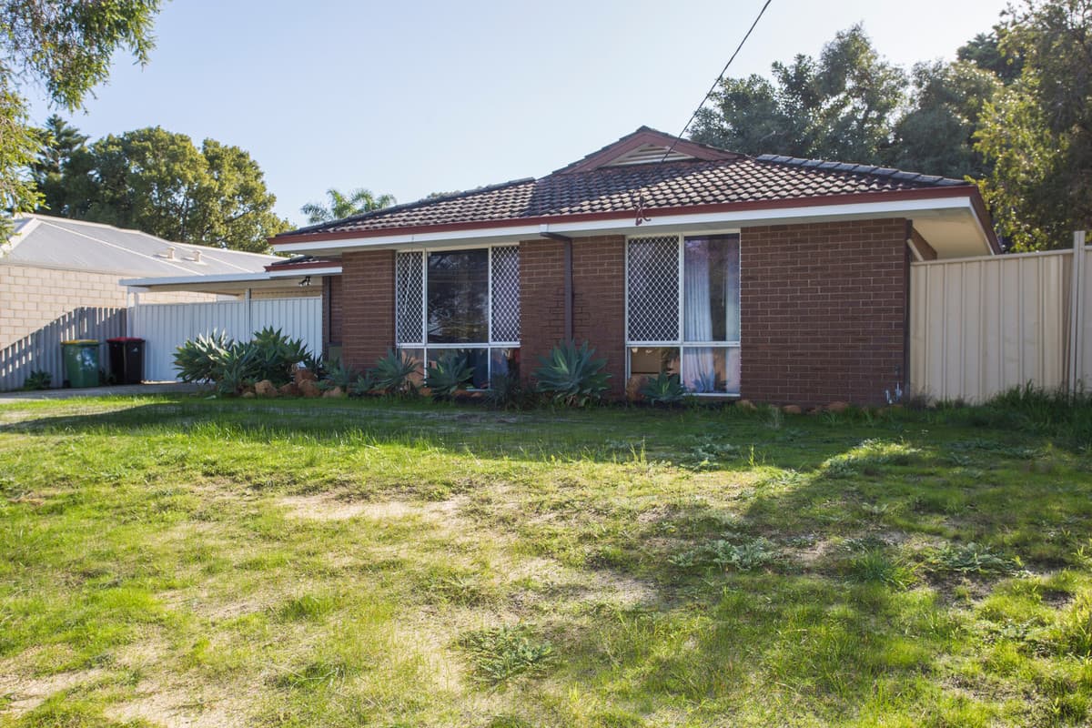 21 Tewson Road, Camillo, WA, Camillo - Thumbnail 2