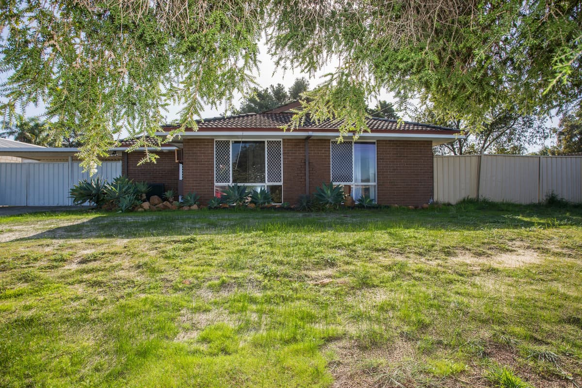21 Tewson Road, Camillo, WA, Camillo - Thumbnail 3