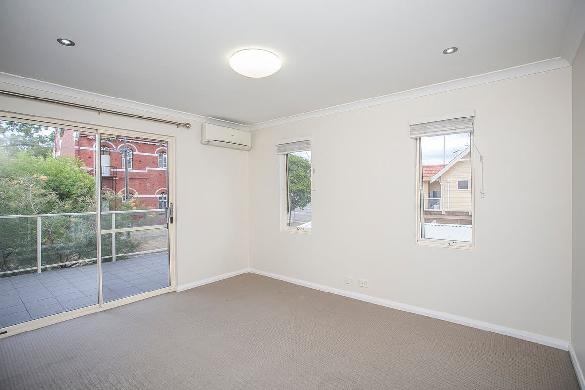 12/1 Dudley Street, Midland, WA, Midland - Thumbnail 2