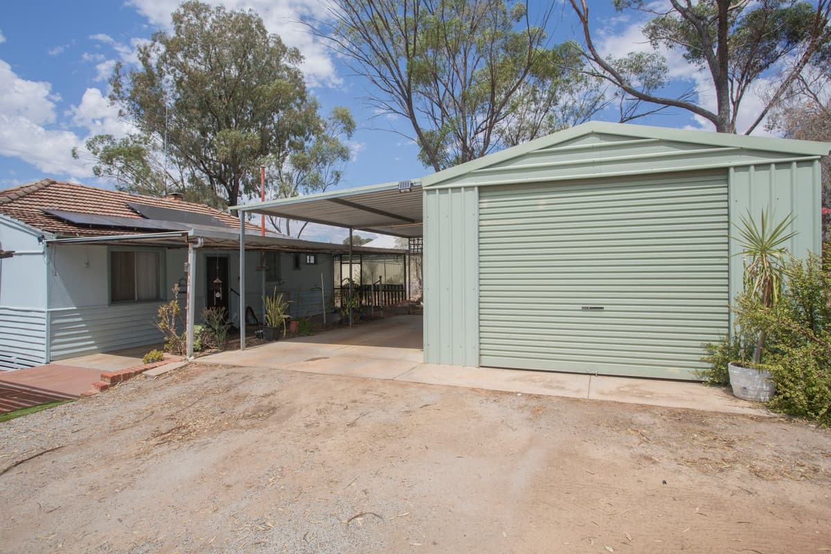 2 Thackrah Avenue, Northam, WA, Northam - Thumbnail 2