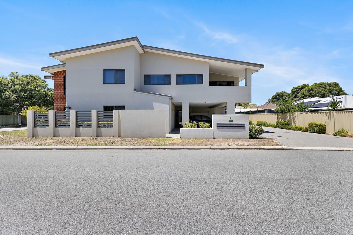 2/4 Crown Street, Rivervale, WA, Rivervale - Image 1