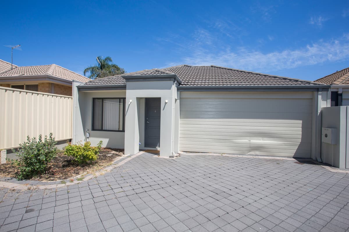 4/13 Bray Street, Kelmscott, WA, Kelmscott - Image 1