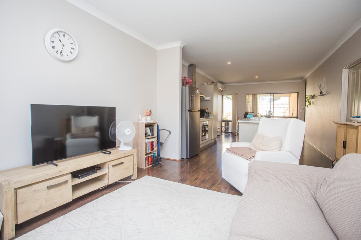 4/13 Bray Street, Kelmscott, WA, Kelmscott - Thumbnail 2