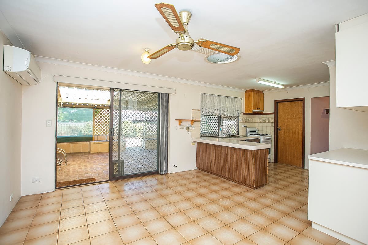 8 Wroy Street, Beechboro, WA, Beechboro - Thumbnail 3