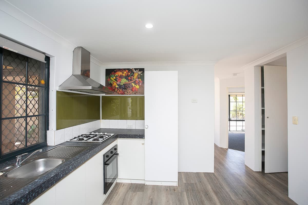 15 Sinai Place, Lockridge, WA, Lockridge - Thumbnail 3