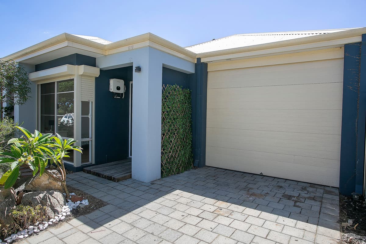 11 Ulmus Grove, Cockburn Central, WA, Cockburn Central - Image 1