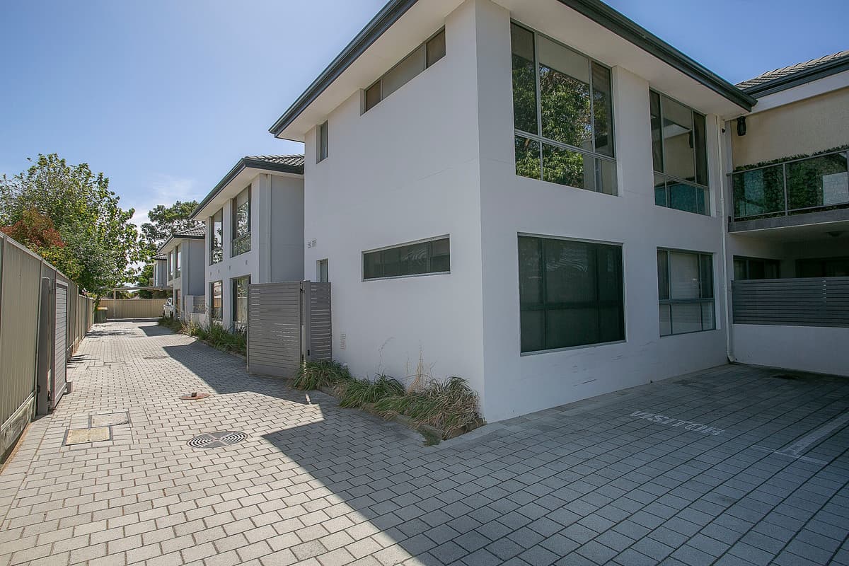 7/27 Cope Street, Midland, WA, Midland - Image 1