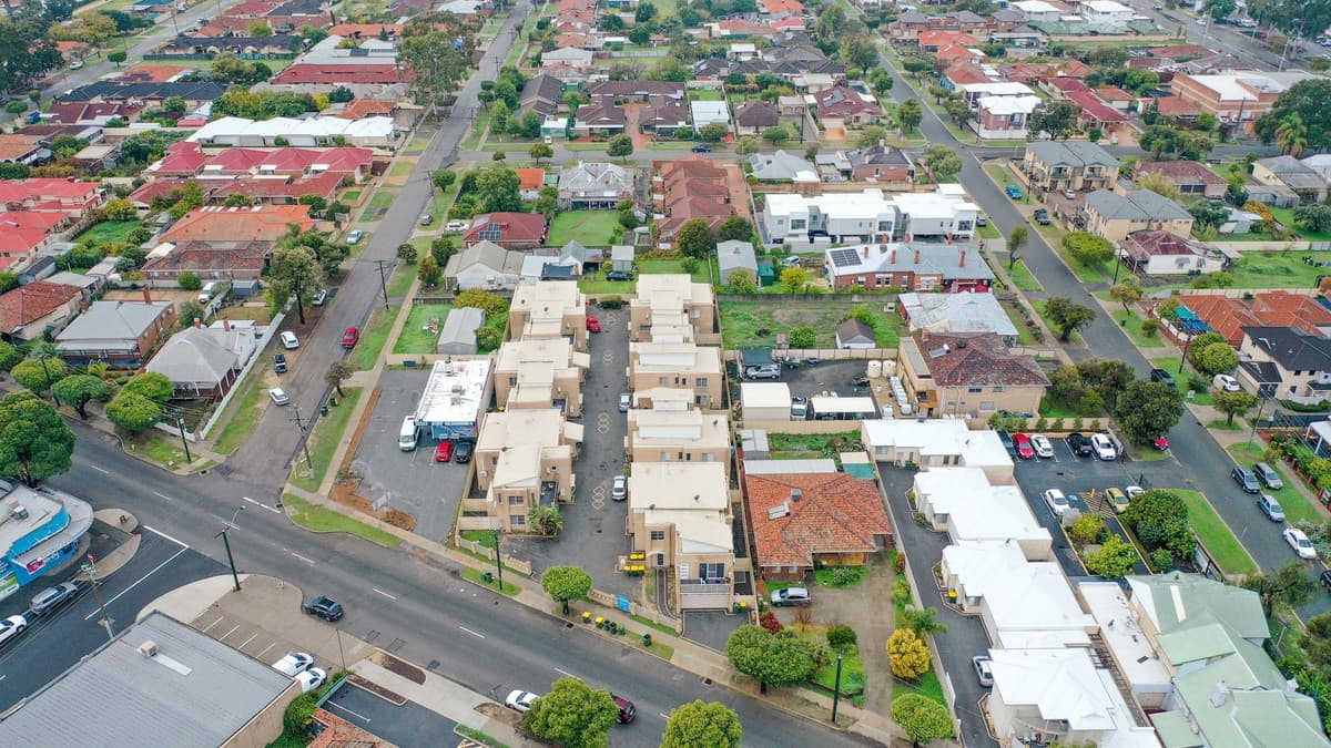 11/48-50 Great Northern Highway, Midland, WA, Midland - Image 1