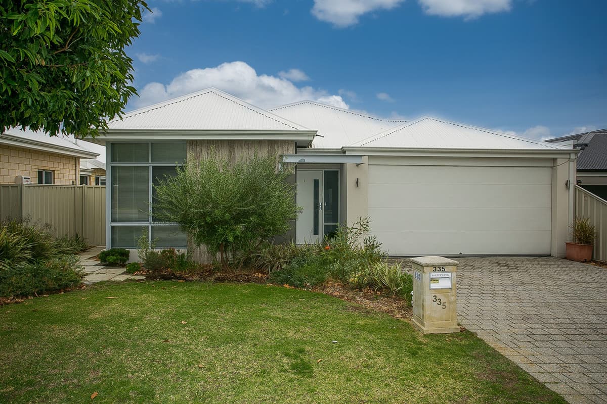 335 Belmont Avenue, Cloverdale, WA, Cloverdale - Image 1