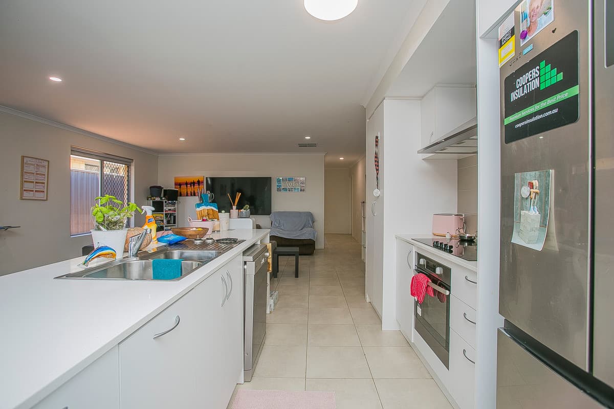 33 Moonee Street, Lakelands, WA, Lakelands - Thumbnail 3