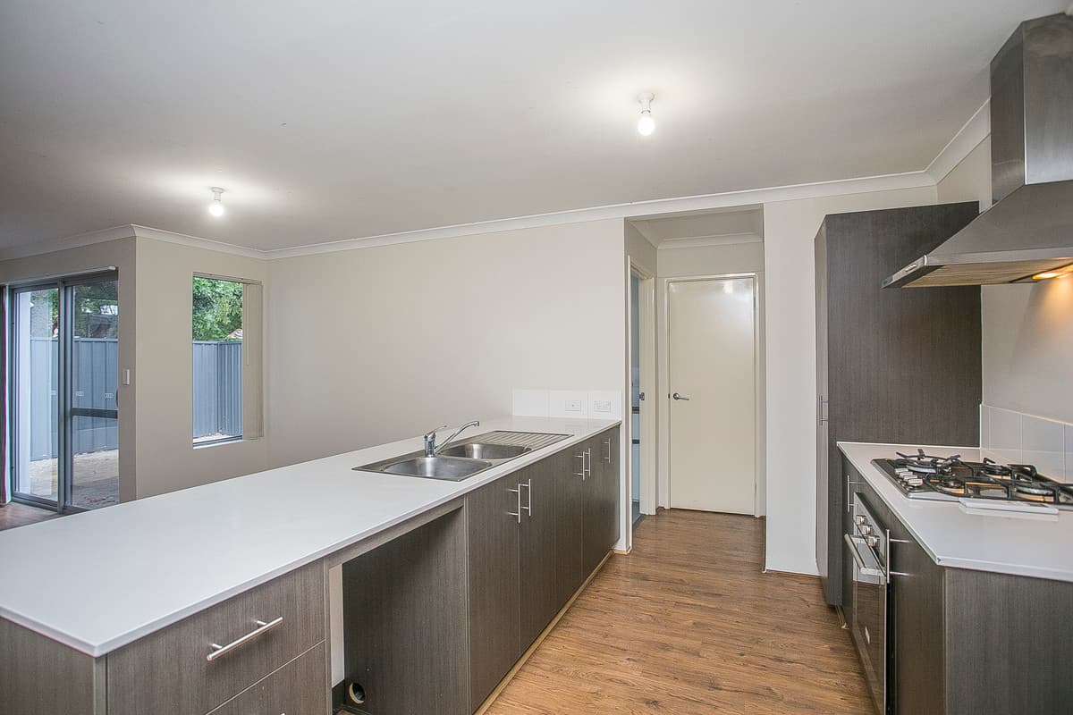 4/33 Evelyn Street, Gosnells, WA, Gosnells - Thumbnail 2