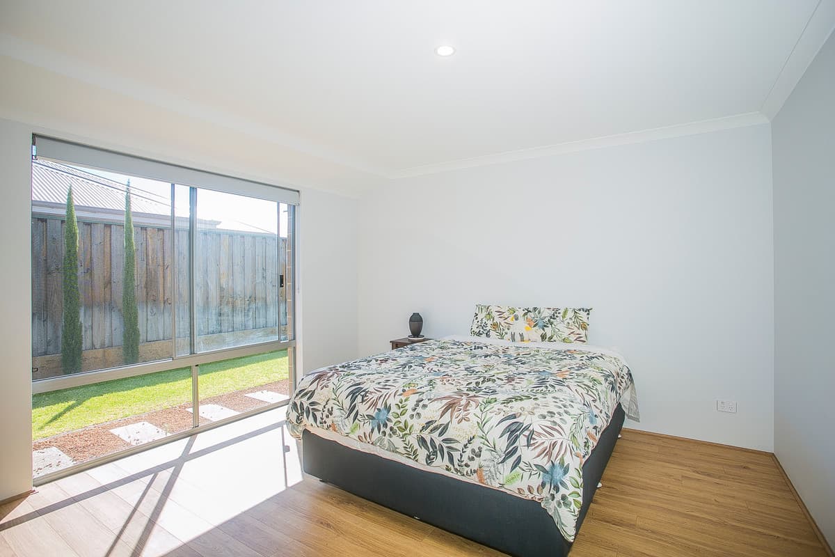 37 Glamorgan Loop, Ellenbrook, WA, Ellenbrook - Thumbnail 2
