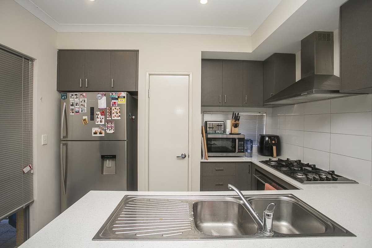 8 Gloss Street, Dayton, WA, Dayton - Thumbnail 2
