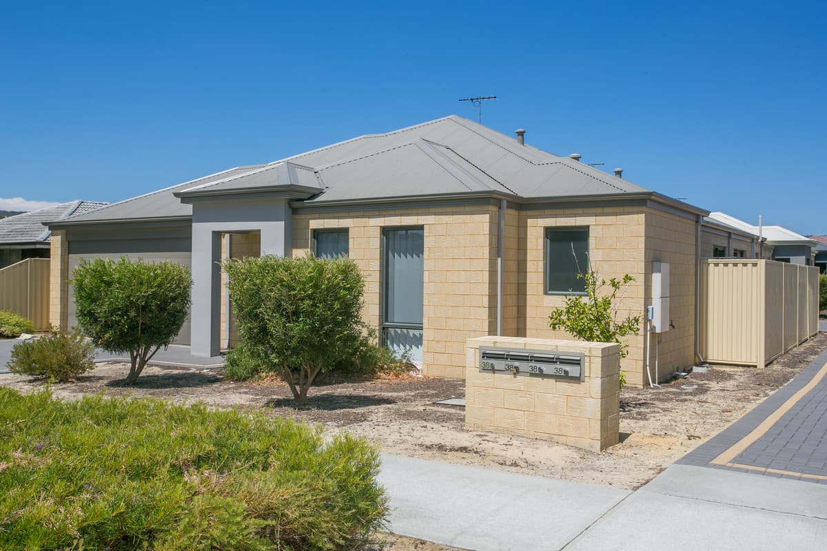 38A Evelyn Street, Gosnells, WA, Gosnells - Thumbnail 3