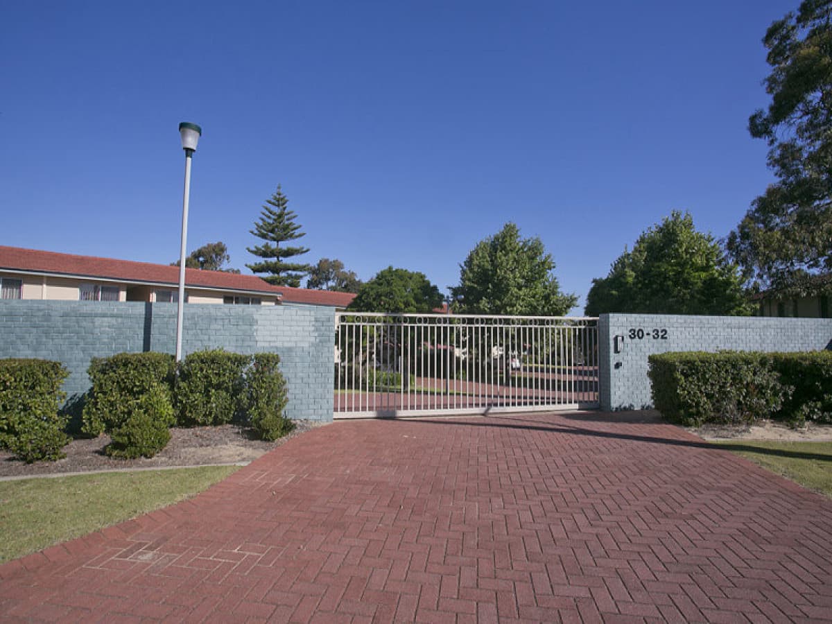 32C Casserley Avenue, GIRRAWHEEN, WA, Girrawheen - Thumbnail 2