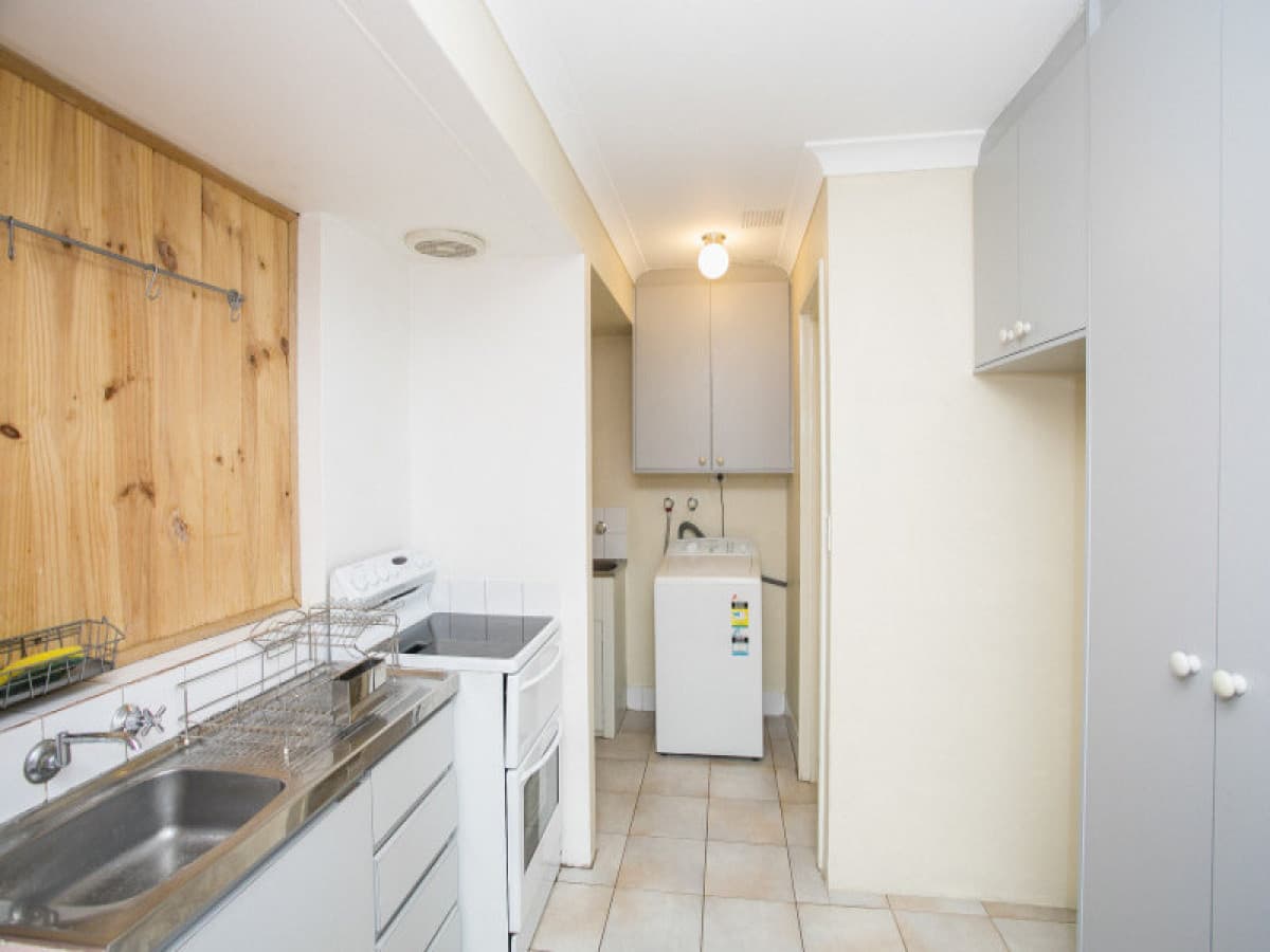 28 Parana Crescent, BEECHBORO, WA, Beechboro - Thumbnail 3