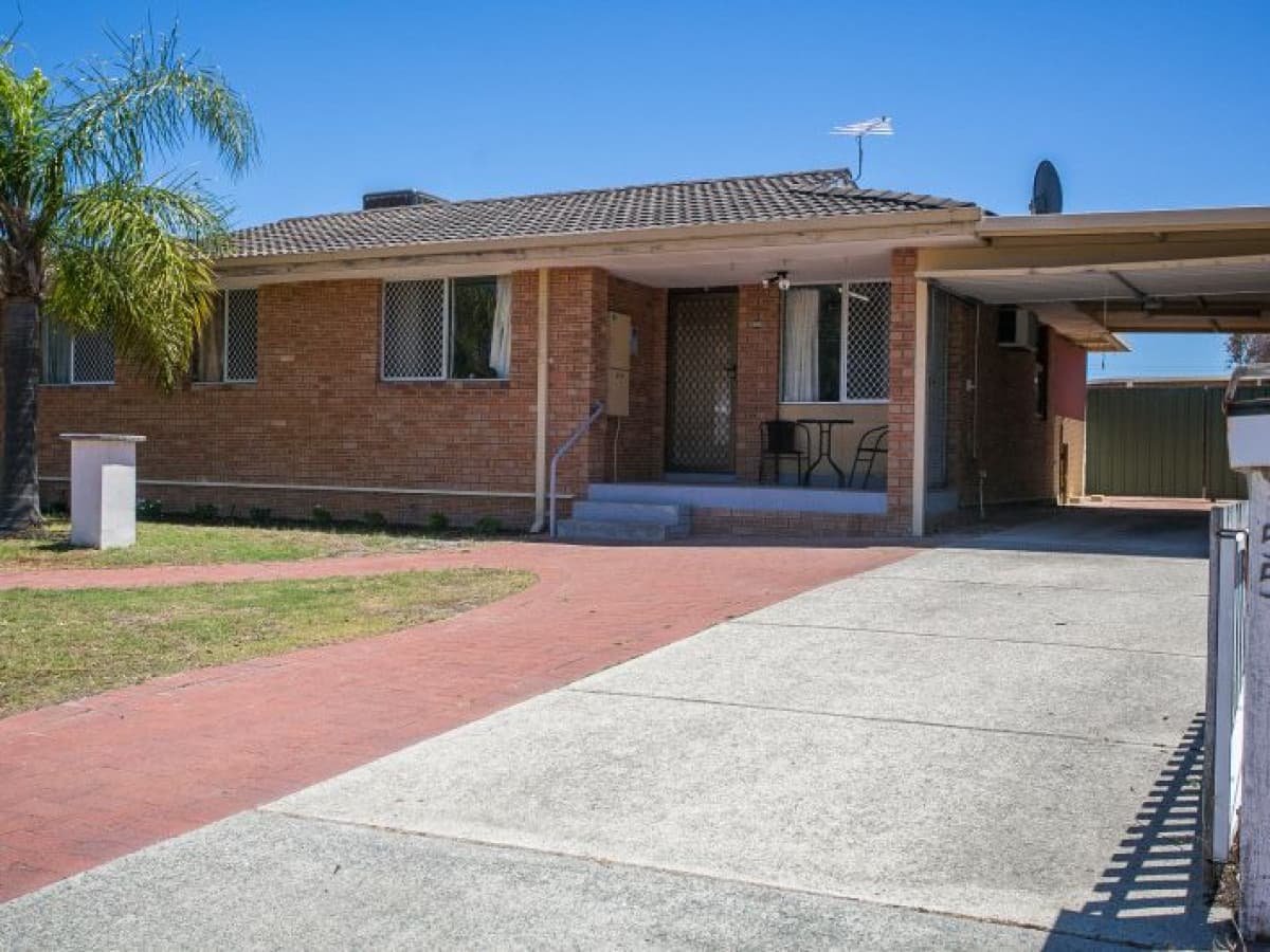 12 Bulbine Street, Engadine, Engadine - Image 1