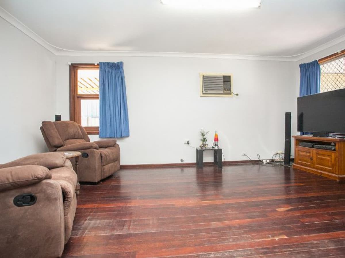 12 Bulbine Street, Engadine, Engadine - Thumbnail 2
