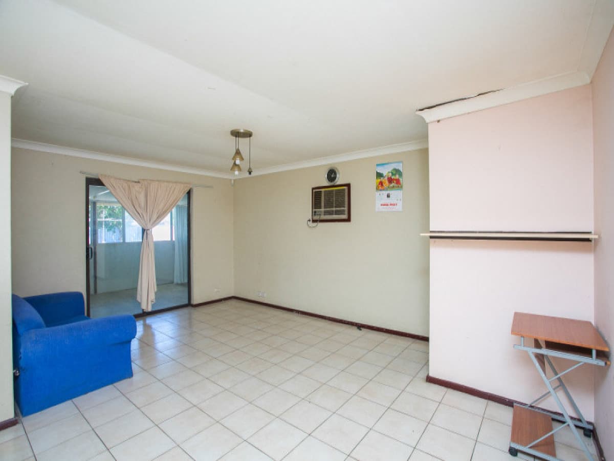 98 Mirrabooka Avenue, Koondoola, WA, Koondoola - Thumbnail 2