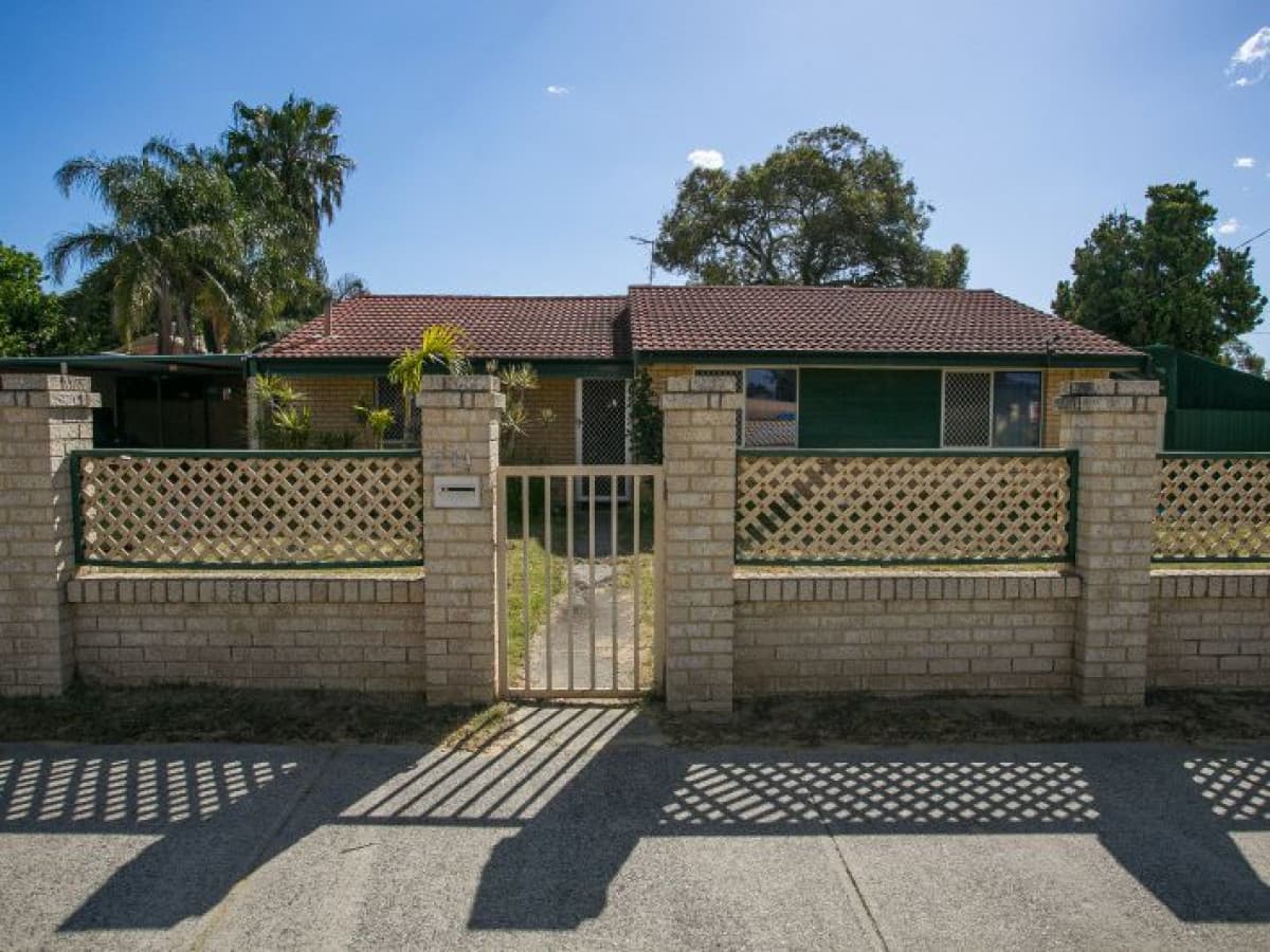 211 Lord Street, LOCKRIDGE, WA, Lockridge - Image 1