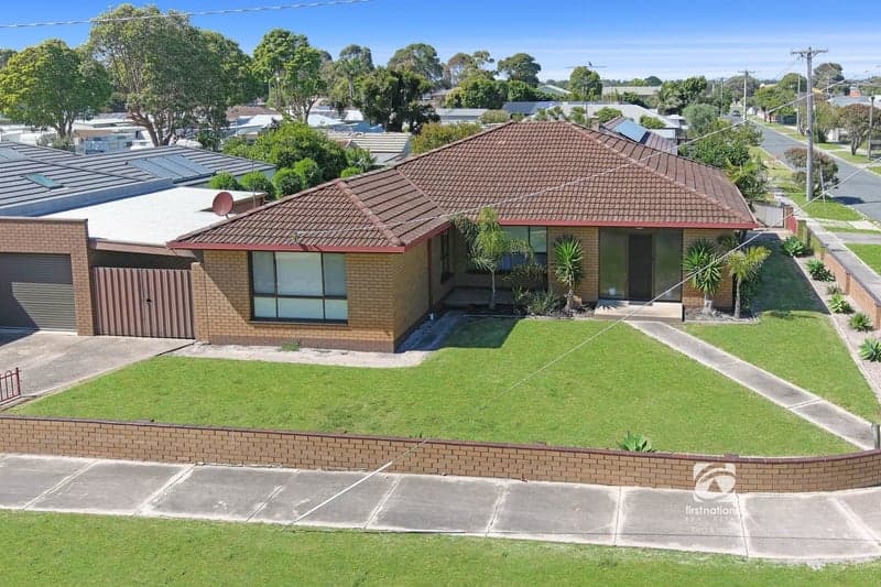 18 Jefferson Avenue, Lakes Entrance, VIC 3909, Lakes Entrance - Image 1