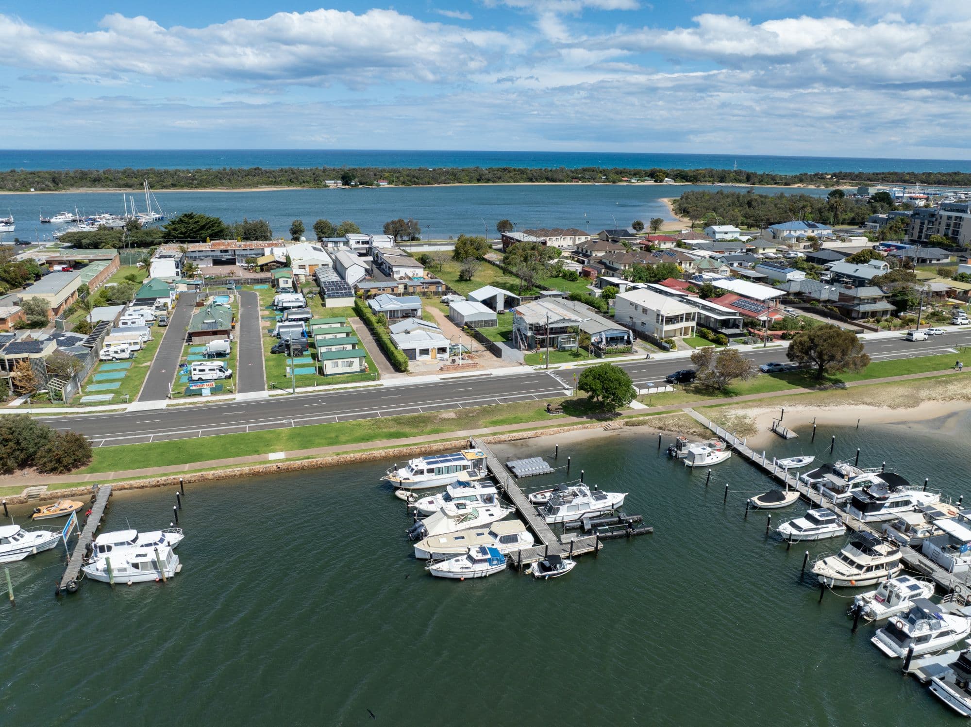 Marine Parade, Lakes Entrance, VICJAMES 3909, Lakes Entrance - Thumbnail 5