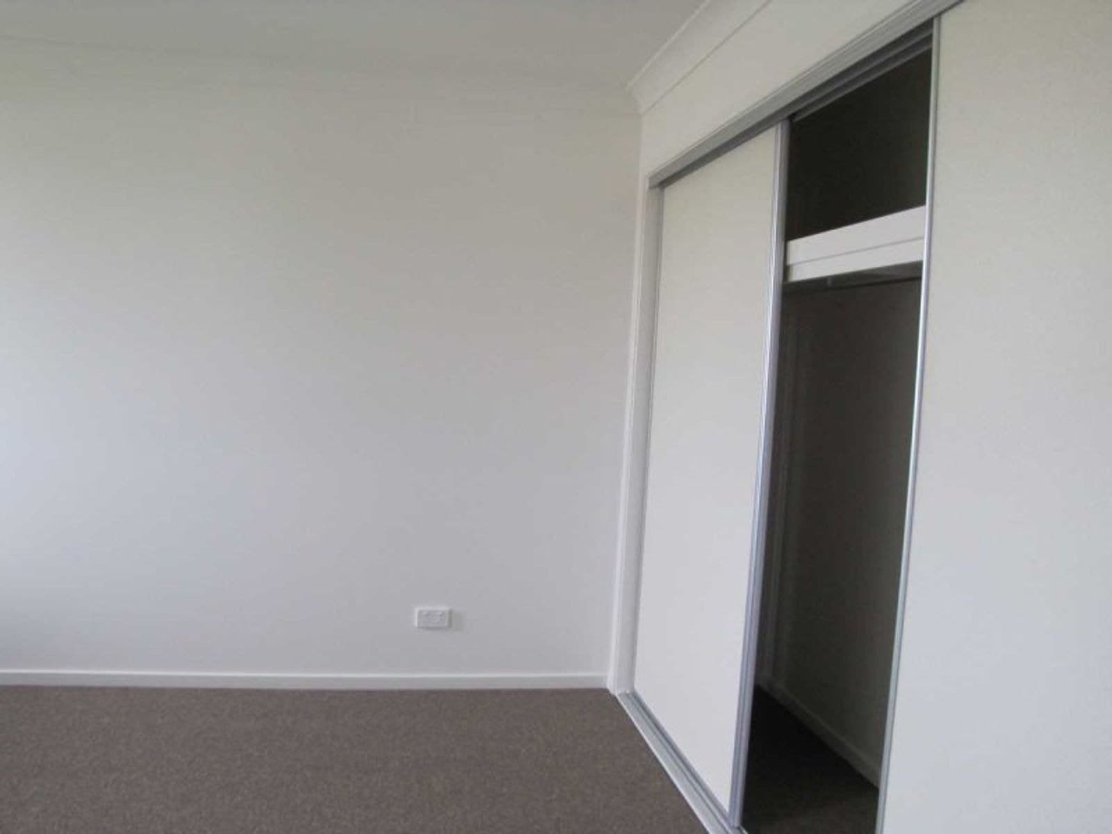Unit 2,6 Shoesmith Close, Casino, Casino - Thumbnail 4