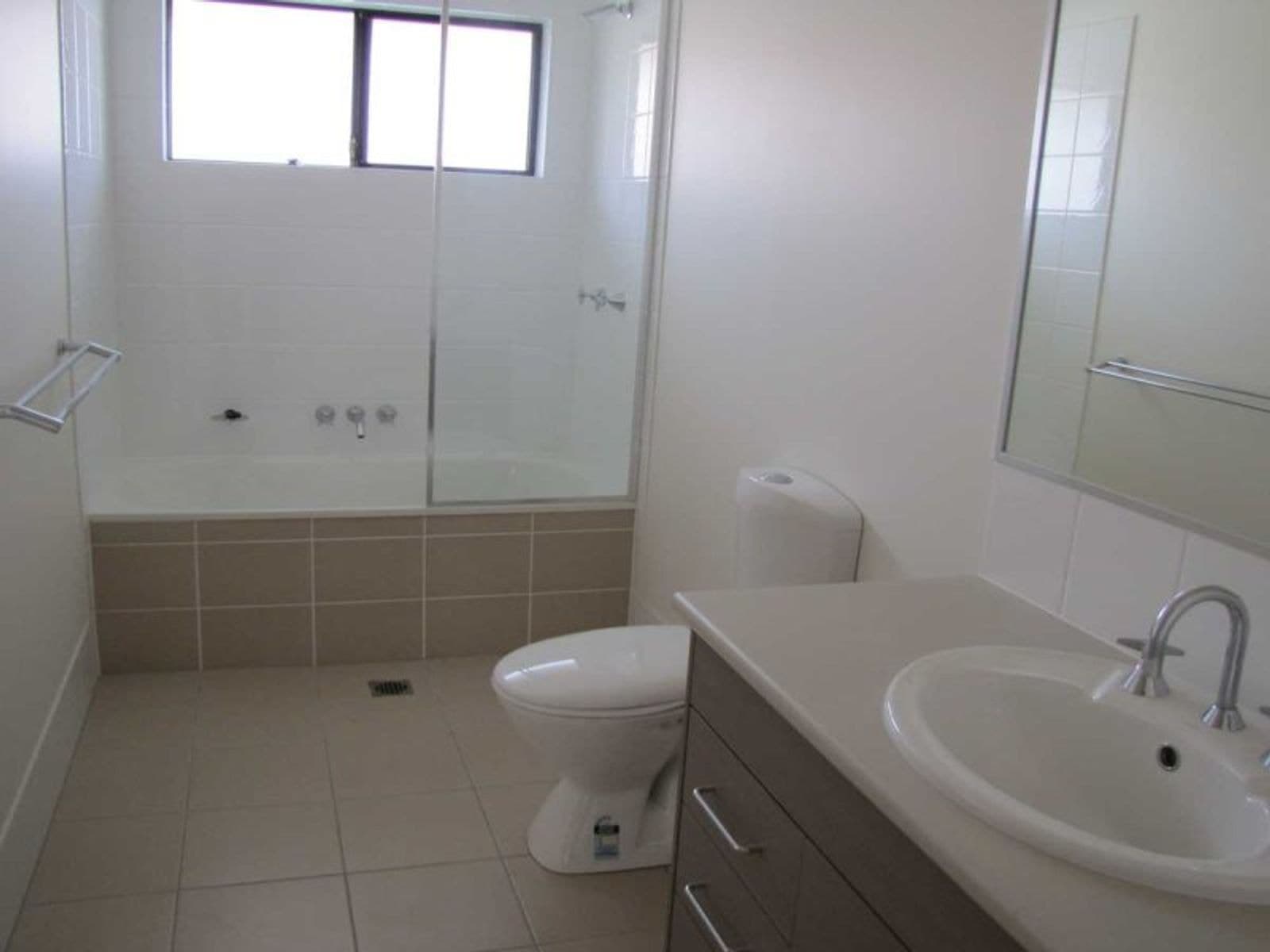 Unit 2,6 Shoesmith Close, Casino, Casino - Thumbnail 6