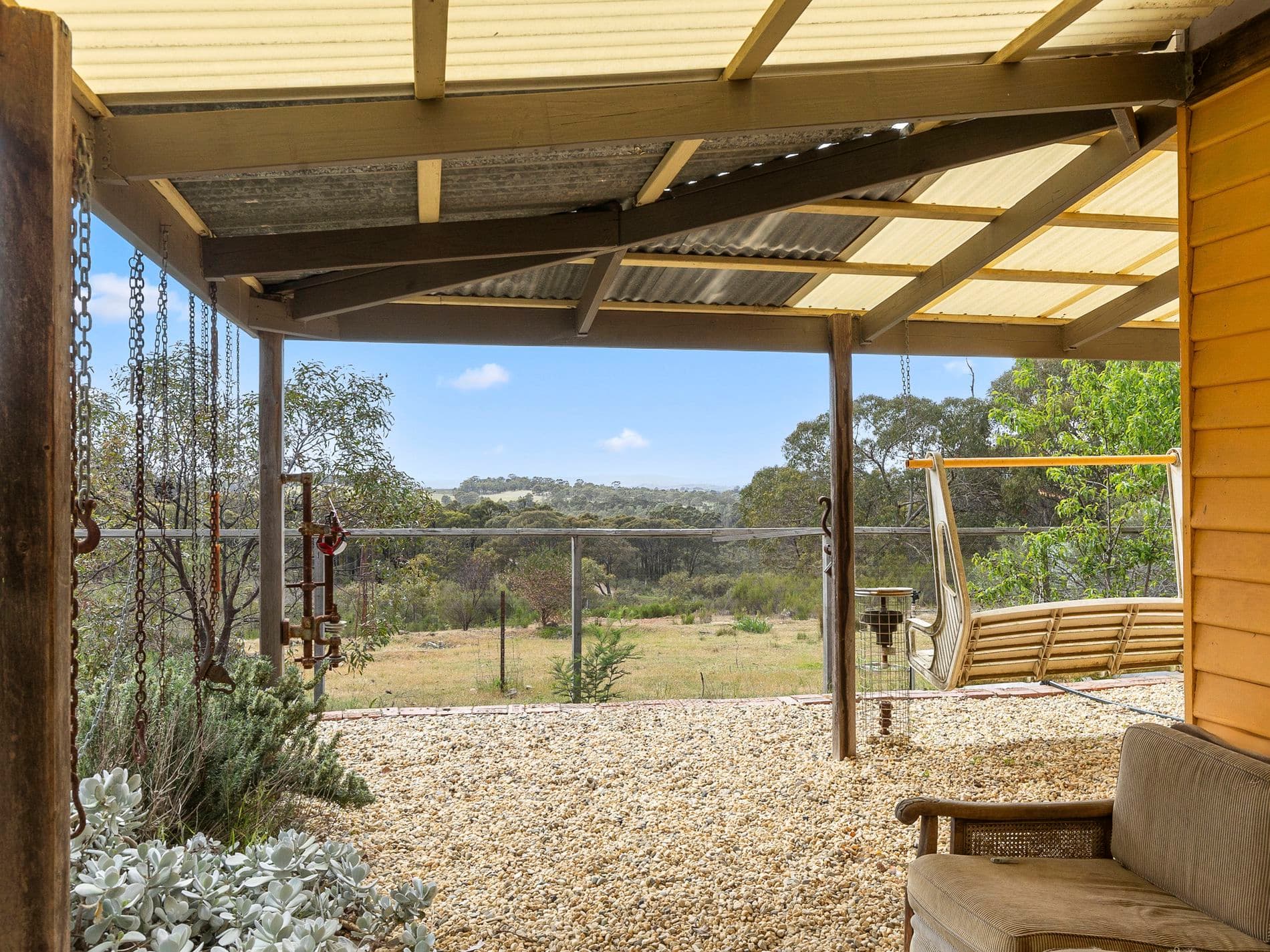 110 Bassett Lane, Hilldene, Hilldene - Thumbnail 4