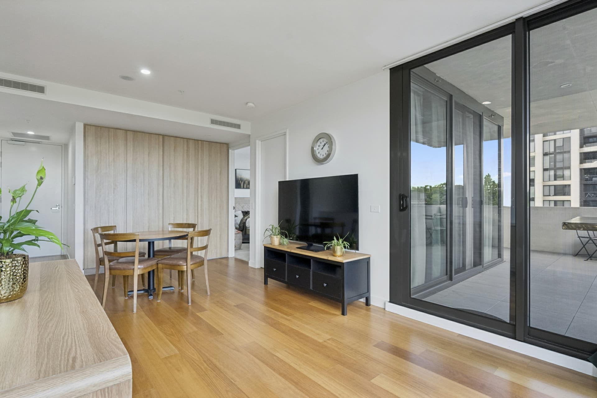 320/45 Ainslie Avenue, Braddon, Braddon - Thumbnail 8