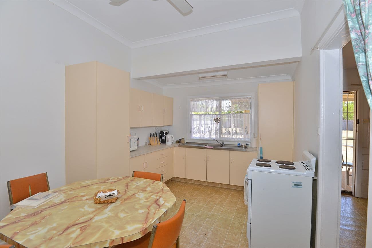21 BLIGH Street, Baradine NSW 2396, Baradine - Thumbnail 3