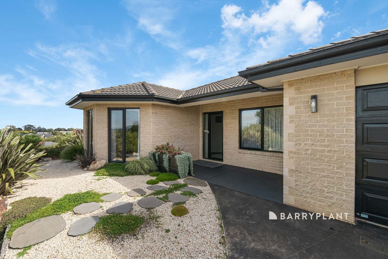 6 Kensington Square, Drouin, VIC 3818, Drouin - Image 1