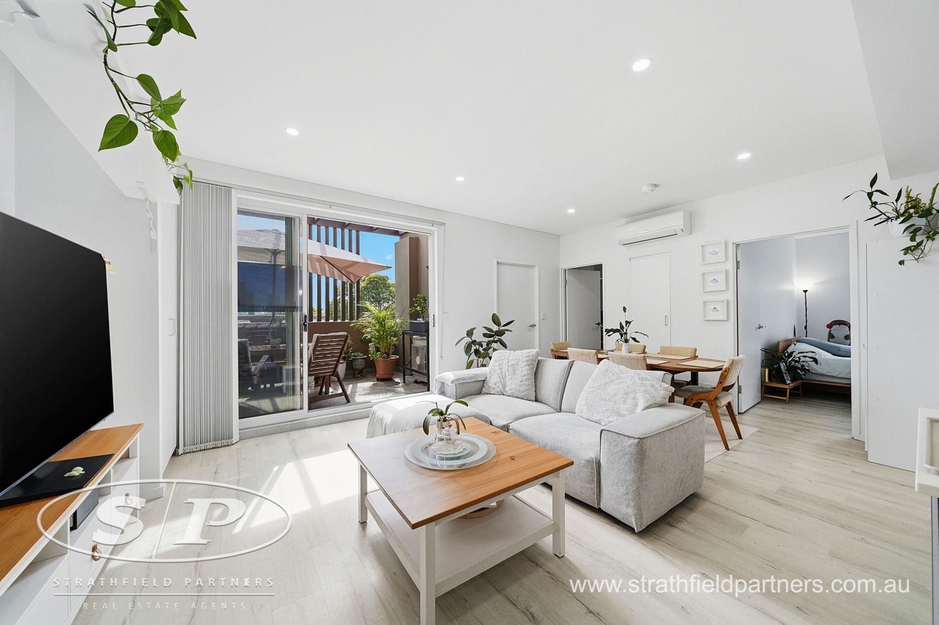 301/12-14 Mandemar Avenue Homebush West NSW, Homebush West - Thumbnail 2