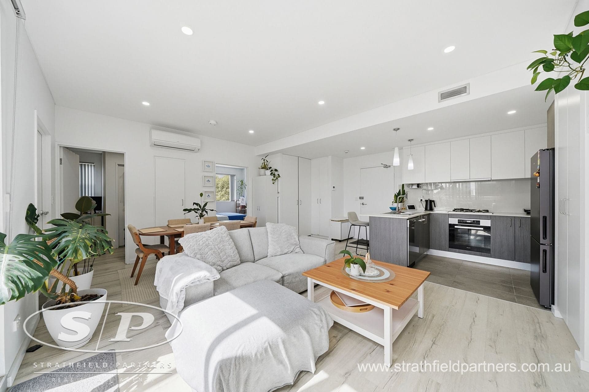 301/12-14 Mandemar Avenue Homebush West NSW, Homebush West - Thumbnail 4